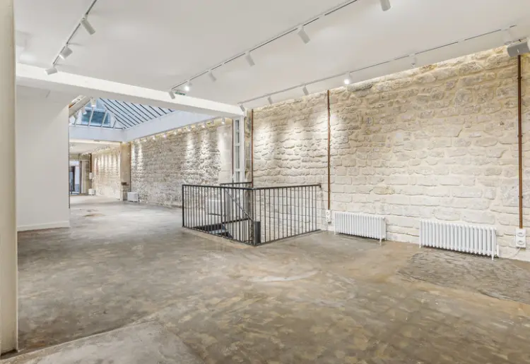 Gallery 23 Sentier An industrial urban decor