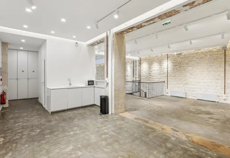 Gallery 23 Sentier An industrial urban decor