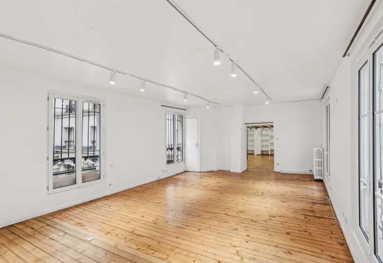 Gallery Showroom Carreau du Temple