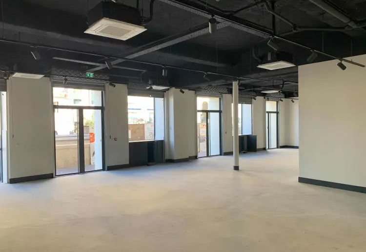 Nouvel espace à Marseille de 200m², modulable en deux cellules avec stockage