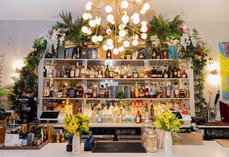 Coffee Shop / Cocktail Cafe UES