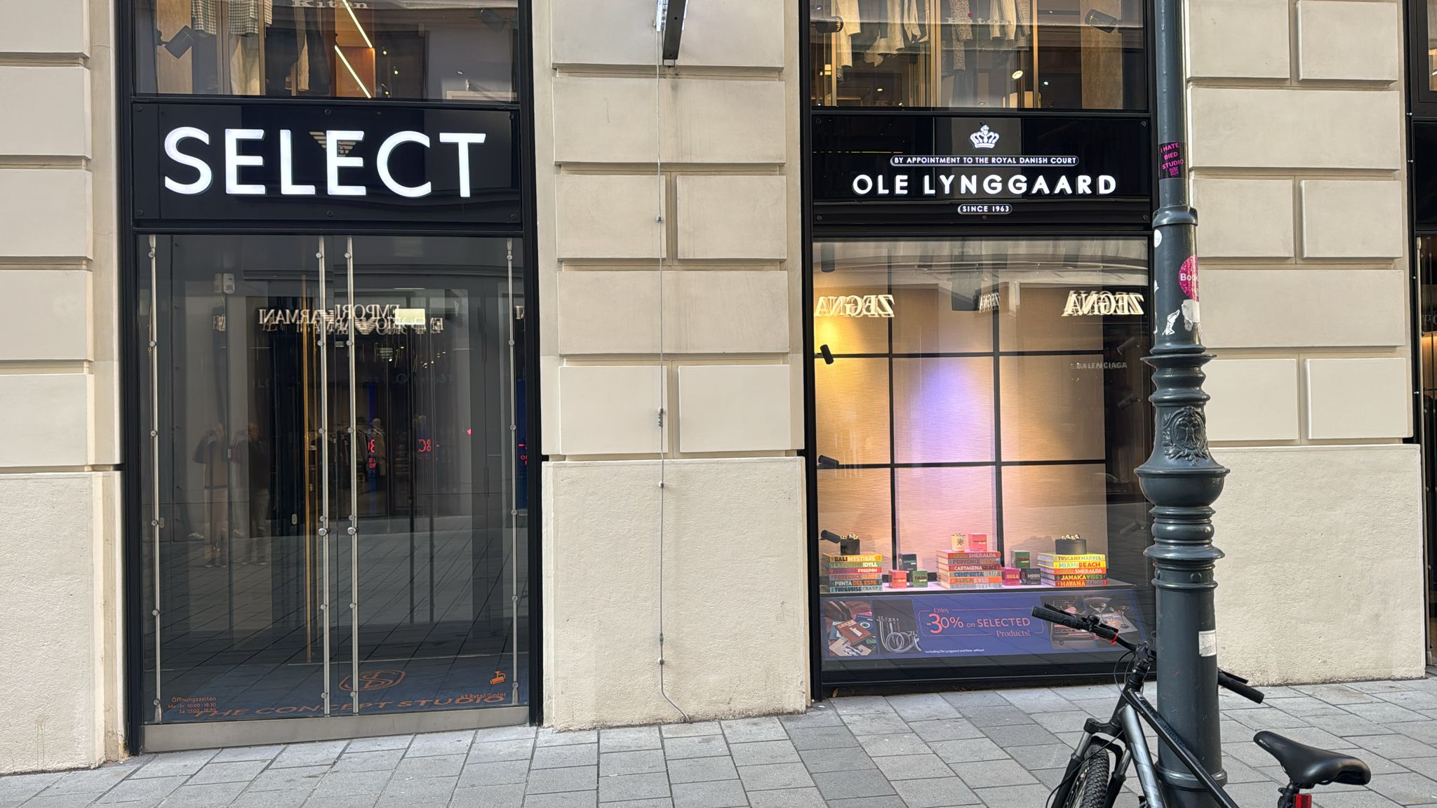 Local available in exclusive commercial area in Vienna: High visibility and traffic