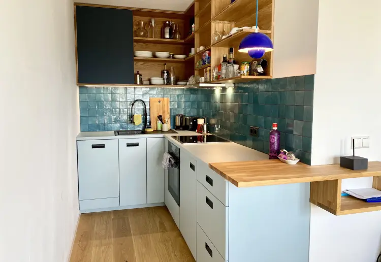 Traumhafte 3-Zimmer Dachgeschosswohnung mit Sonnenterrasse und Blick über Berlin & Spree