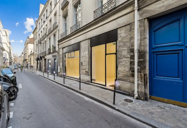 52 Charlot' Store
