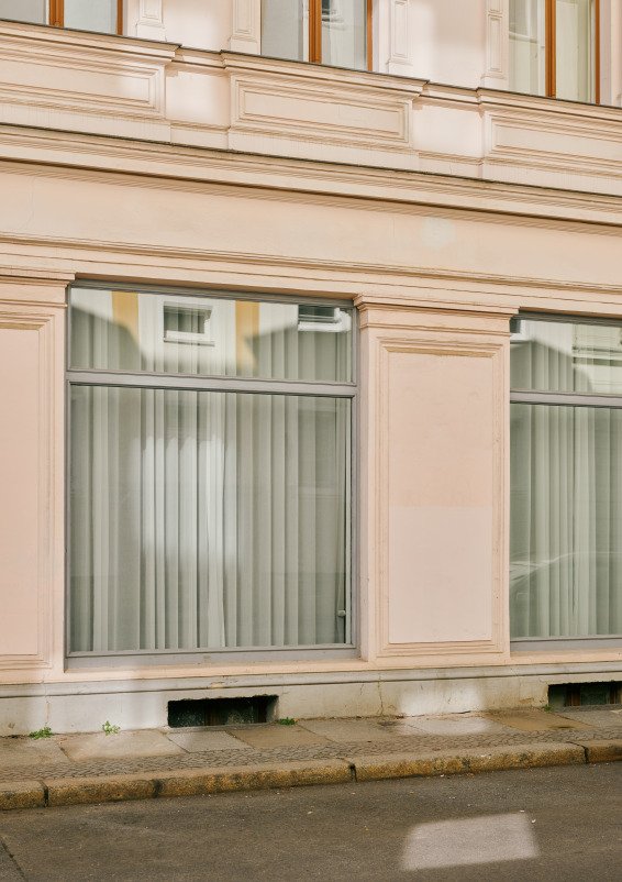 SHOP - POP UP - OFFICE SPACE - CONFERENCE - SHOW ROOM
