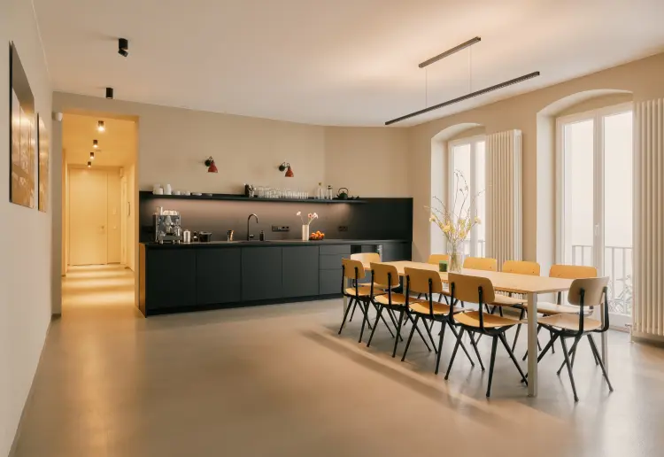 SHOP - POP UP - OFFICE SPACE - CONFERENCE - SHOW ROOM