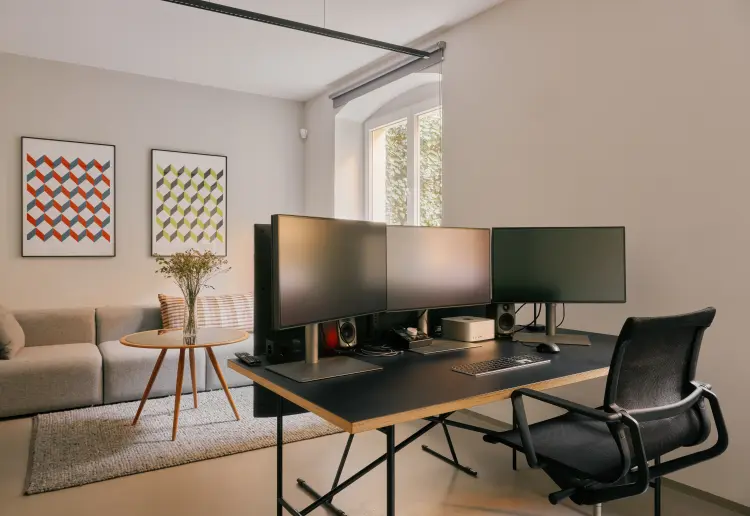 SHOP - POP UP - OFFICE SPACE - CONFERENCE - SHOW ROOM