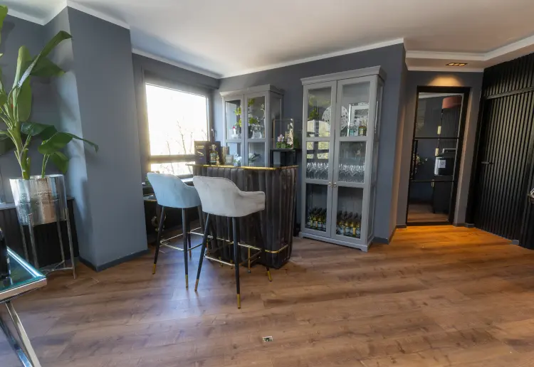 Showroom über den Dächern Düsseldorfs