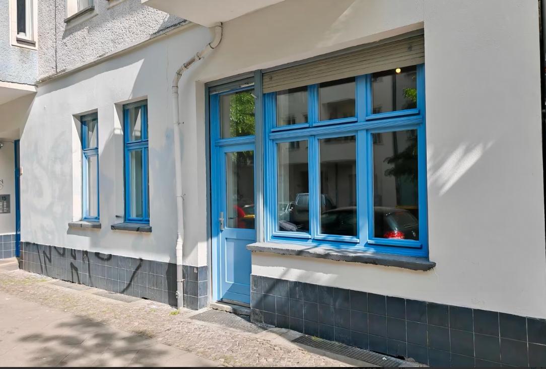 Pop-Up Ready: Renovated Berlin Shopfront Near Boxi & RAW