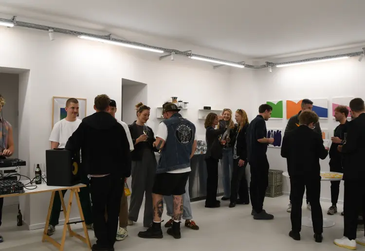 Bright gallery apartment for showroom, events, office near Boxhagener Platz