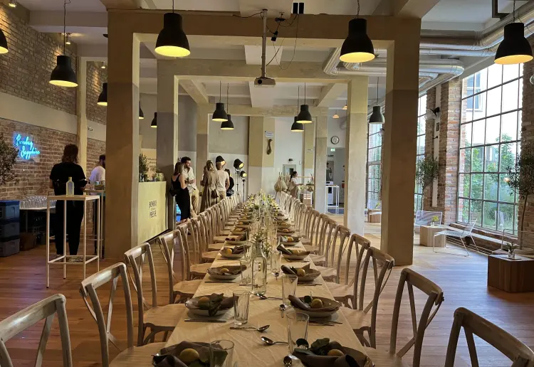GRAND LOFT