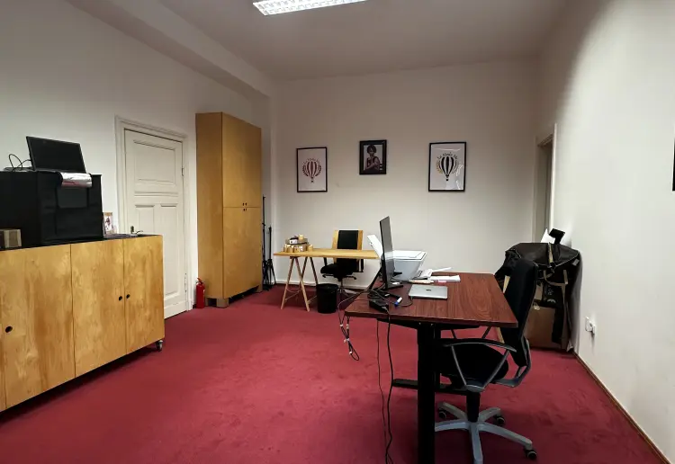 Spacious room for your meeting, coworking, event or a workshop