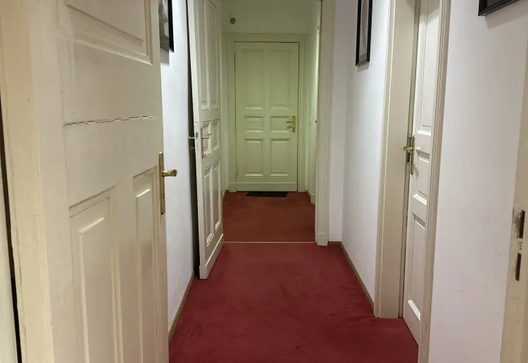 Spacious room for your meeting, coworking, event or a workshop