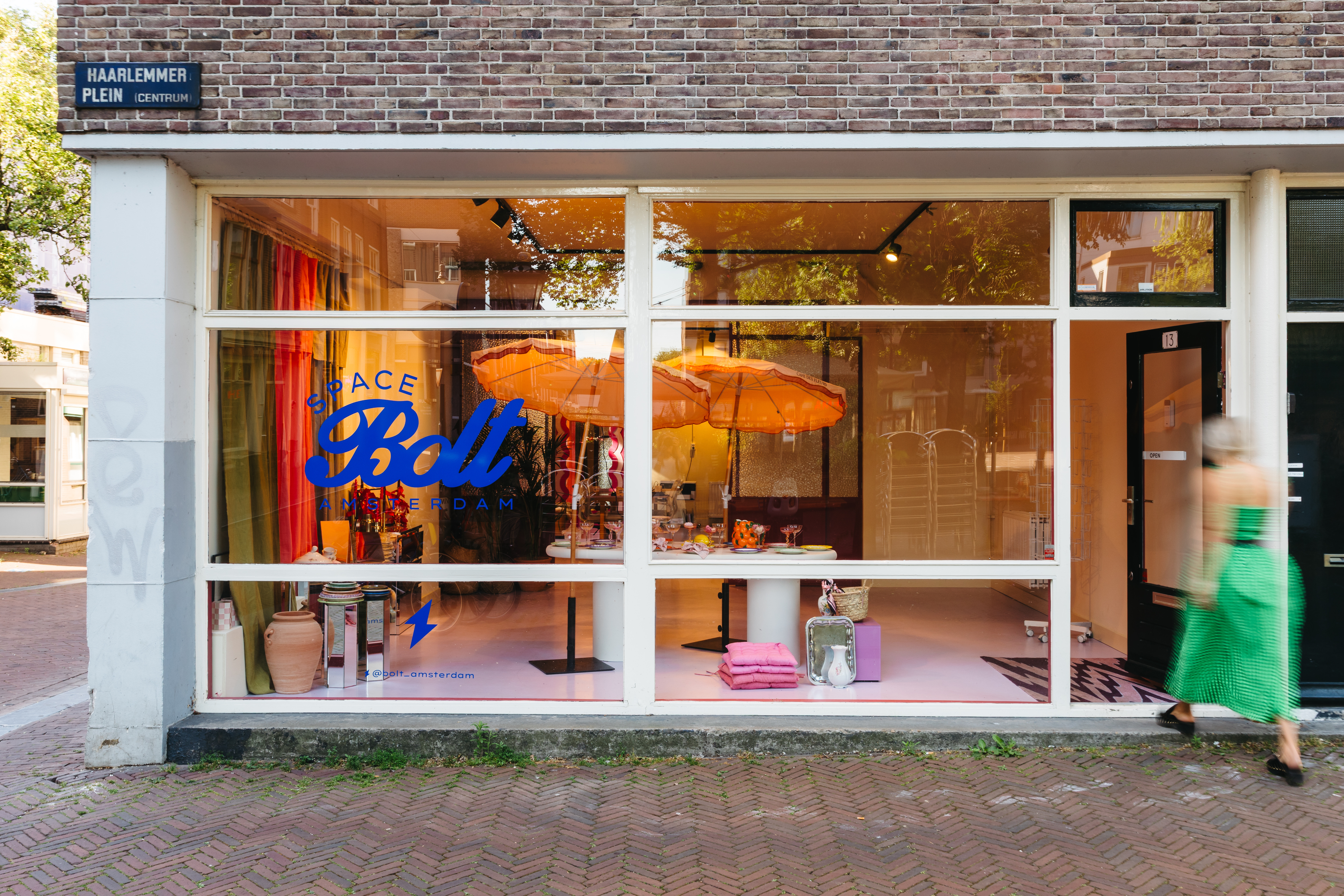 Beautiful Amsterdam Space, perfect for brand activations, art gallery or pop-up store