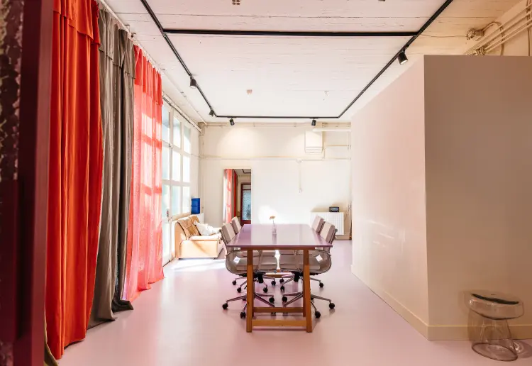 Beautiful Amsterdam Space, perfect for brand activations, art gallery or pop-up store