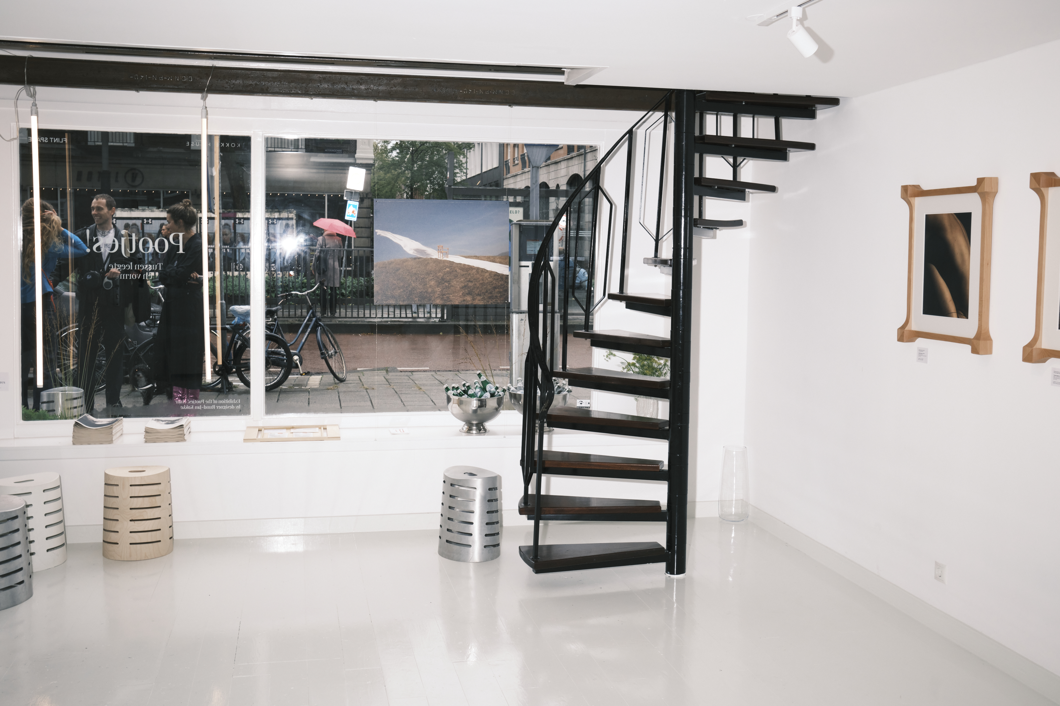 Bright showroom/gallery/pop-up/creative project space in the center of Amsterdam