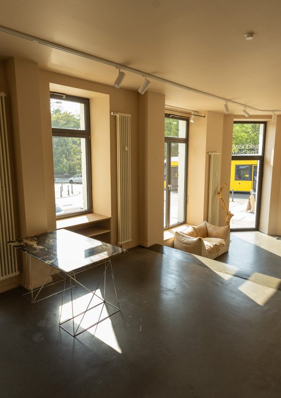Pop-Up Space im Eingangsbereich · Shop-in-Shop (20 qm)