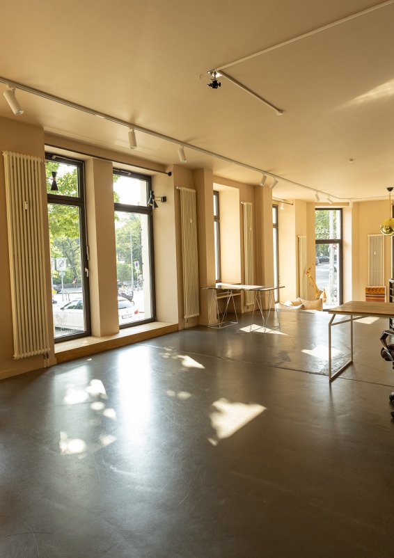 Pop-Up Space im Eingangsbereich · Shop-in-Shop (20 qm)
