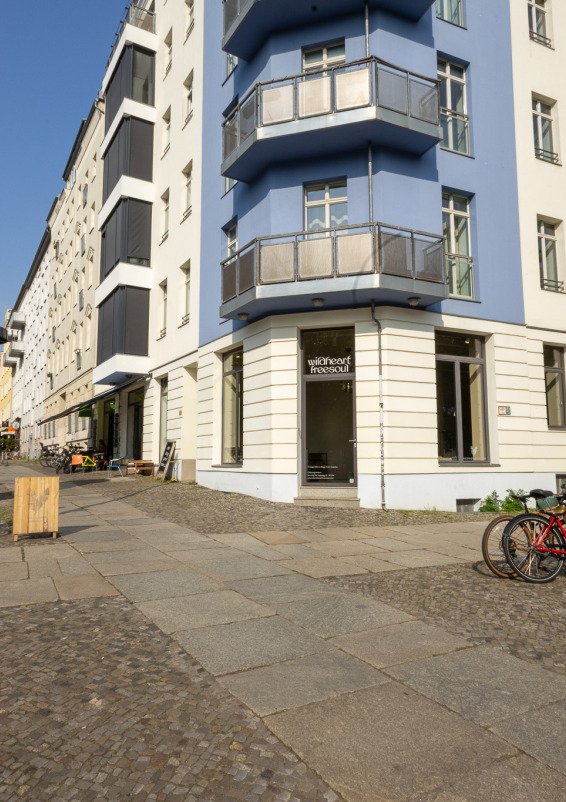 Pop-Up Space im Eingangsbereich · Shop-in-Shop (20 qm)