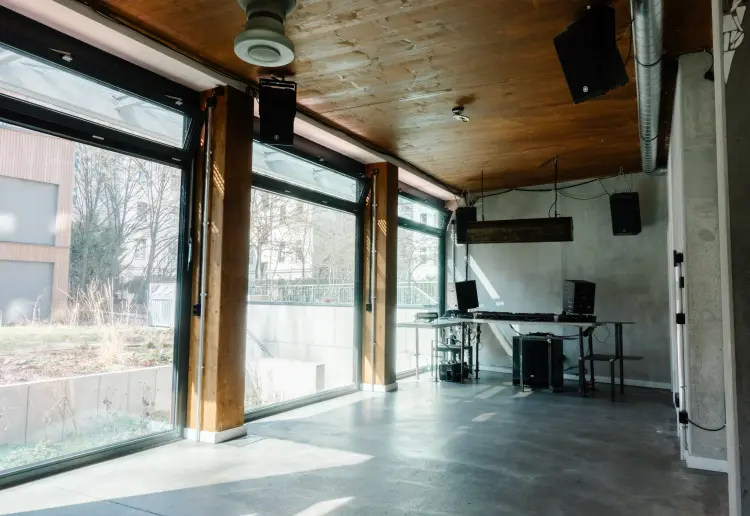 Dynamic Art & Event Space in Neukölln