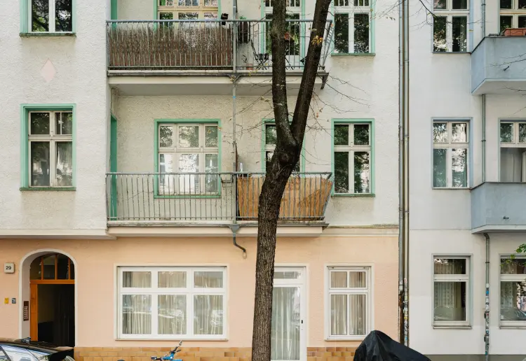 Bright gallery apartment for showroom, events, office near Boxhagener Platz