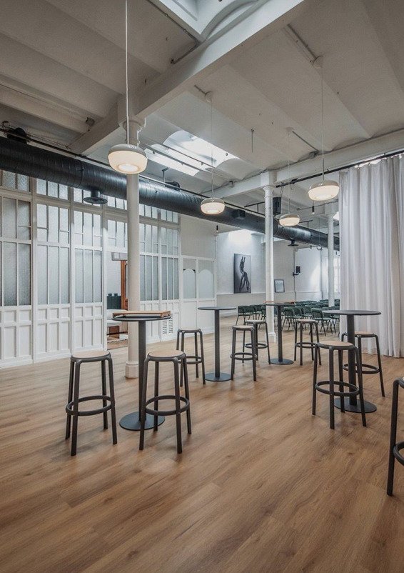 Local de 450 m² en rez-de-chaussée, à quelques mètres du Passeig de Gràcia