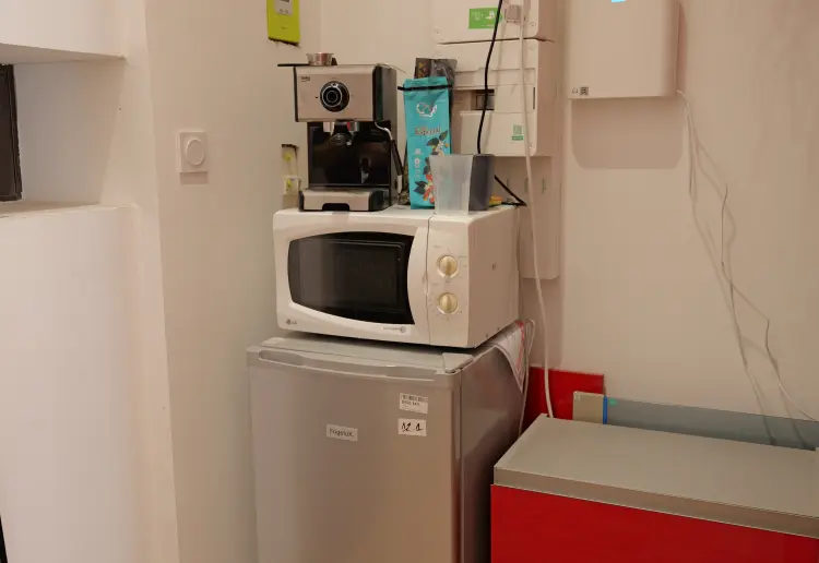 Un espace lumineux & modulable pour des idées qui prennent vie.