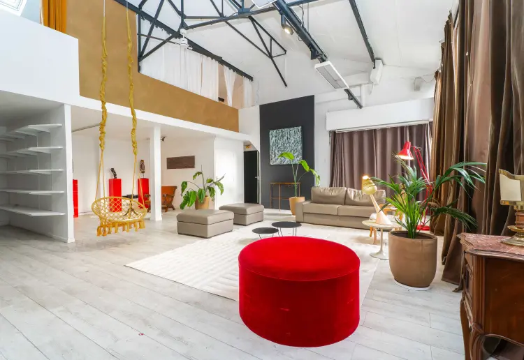 LOFT ATELIER D'ARTISTE - GALERIE MONTREUIL: EVENEMENTS/POP UP/TOURNAGES/CO-WORK OPEN SPACE