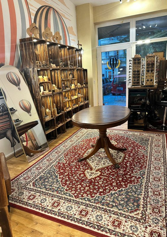 Elegant “Old Money” Boutique Space in Prenzlauer Berg – Perfect for Showroom, Events, Creativity