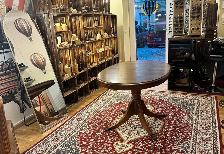 Elegant “Old Money” Boutique Space in Prenzlauer Berg – Perfect for Showroom, Events, Creativity