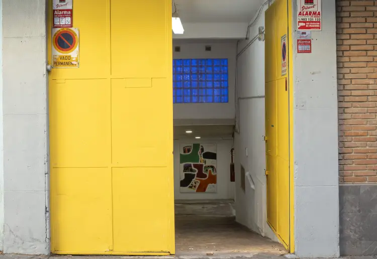 Espacio industrial de 400 m2 con carácter propio, situado en el barrio de Carabanchel