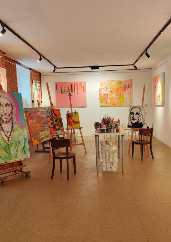 Projektbezogene Vermietung & Ausstellung/ Kurs/workshop/ fotoshooting/Yoga etc