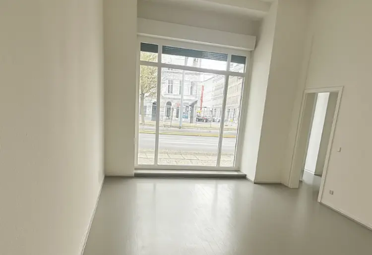 Creative Pop-Up & Gallery Space Torstraße near Alte Schönhauser Straße