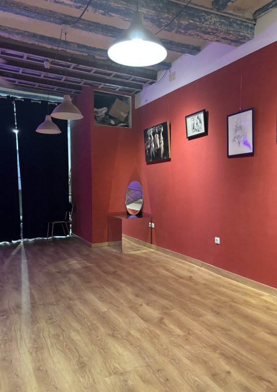 Local Industrial galería de arte con cocina
