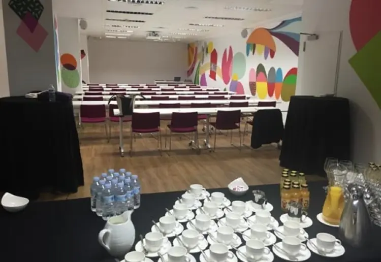Sala de eventos Meet-in Busining #MM54