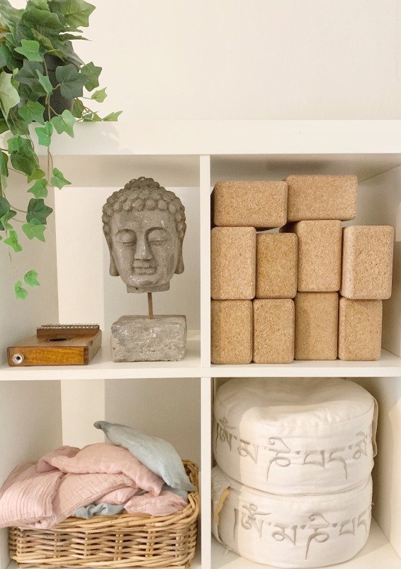Serene 70 m² Sand-White Studio - Bright, Natural Space for Yoga, Workshops & Events