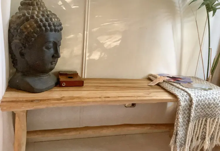 Serene 70 m² Sand-White Studio - Bright, Natural Space for Yoga, Workshops & Events