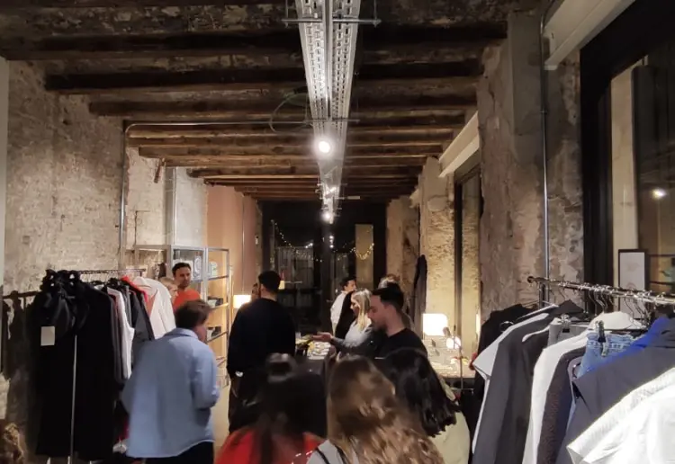 Creative Event & Pop-Up Venue in El Born – GroundInn Lab