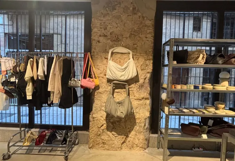 Creative Event & Pop-Up Venue in El Born – GroundInn Lab