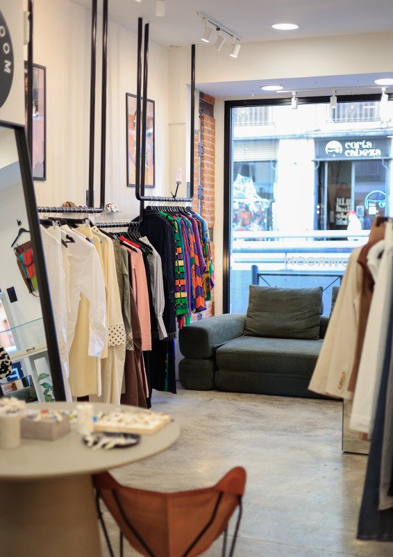 POP UP BARCELO - TIENDA A PIE DE CALLE