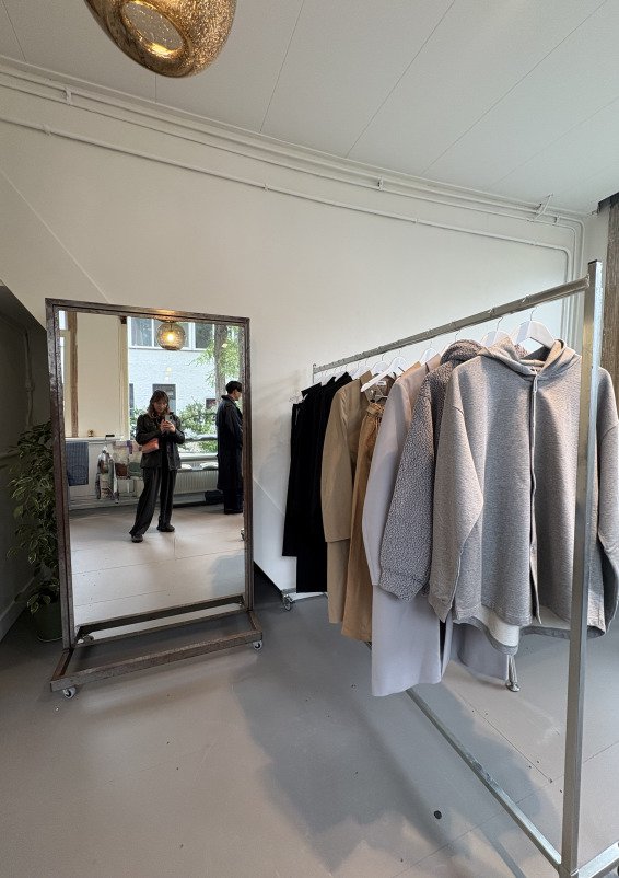 Pop-up / Showroom in De Pijp — Bright Front Room