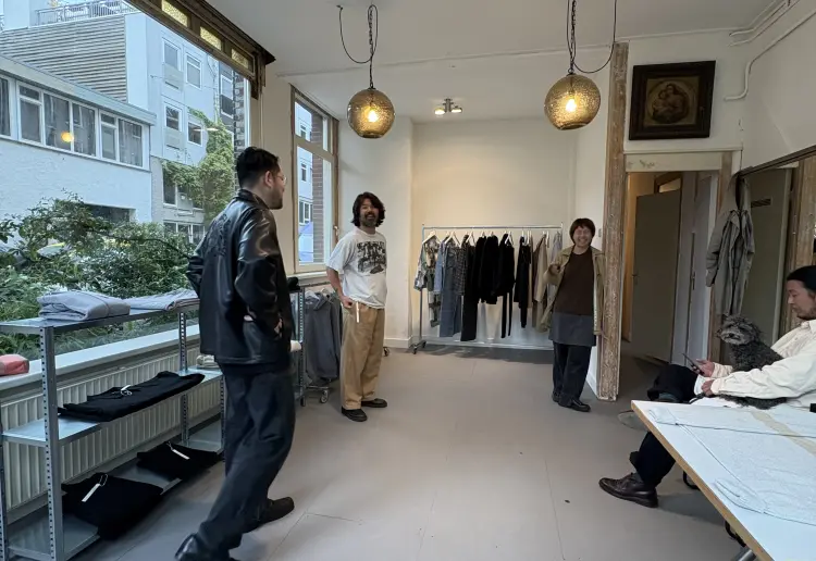 Pop-up / Showroom in De Pijp — Bright Front Room