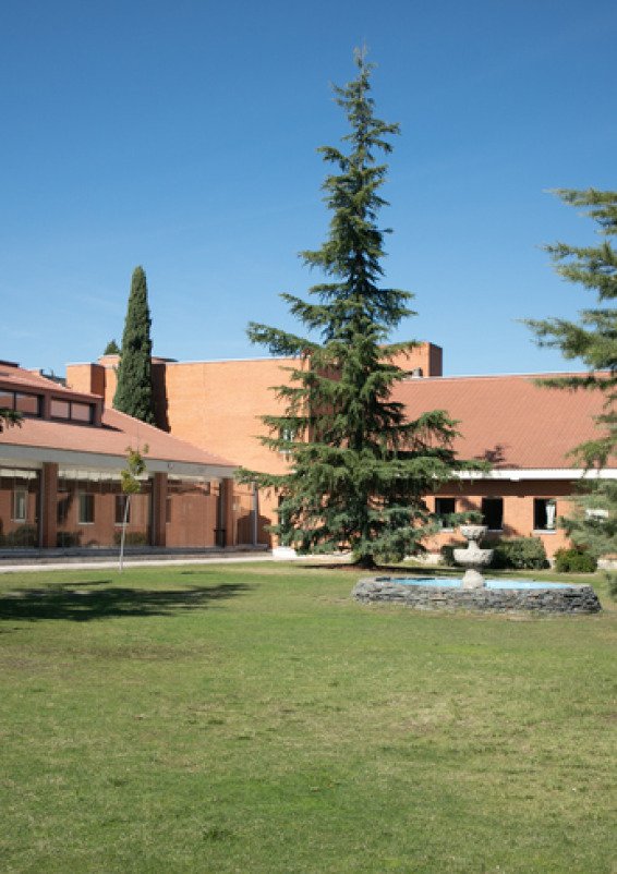 Espacio Corporativo con Alojamiento Próximo a Madrid