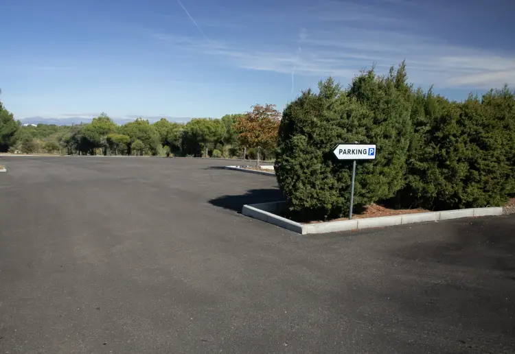 Espacio Corporativo con Alojamiento Próximo a Madrid