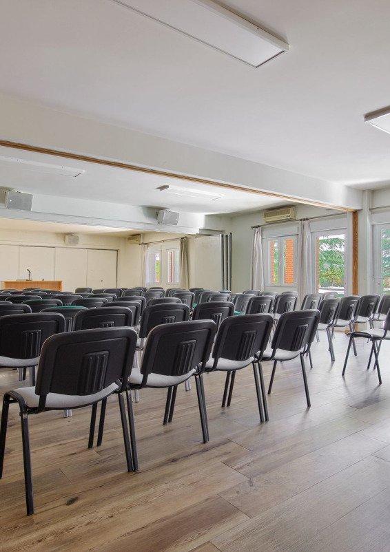 Espacio Corporativo con Alojamiento Próximo a Madrid