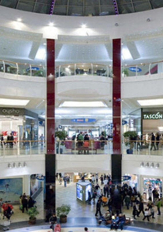 Pop-Up Spaces in Barcelona Shopping Centres