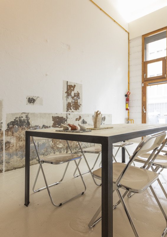Espacio industrial en calle peatonal, Consell de Cent