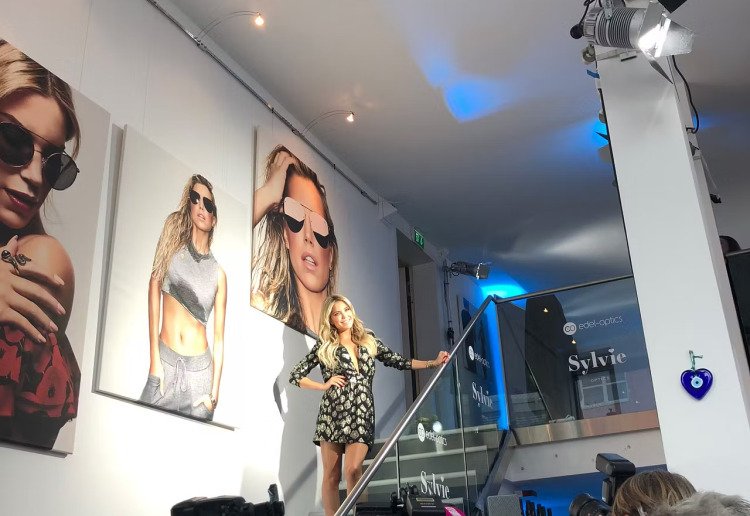 Moderne Galerie in HafenCity-Toplage