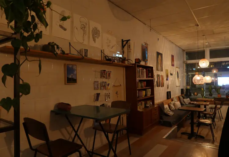 Cozy 'living room-like' space