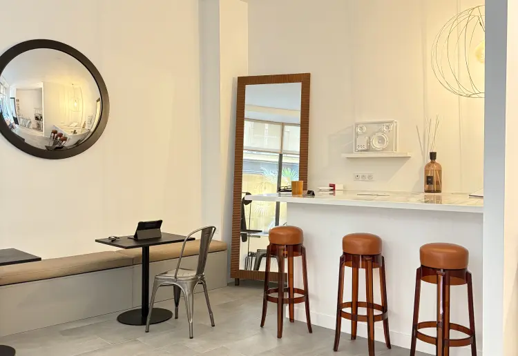 Pop-up store / Showroom / Photo Studio